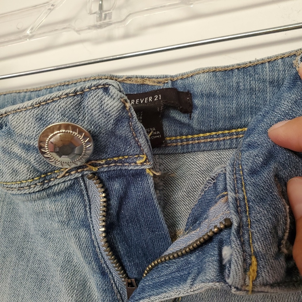 3for$25 jean shorts light blue forever 21 - Picture 3 of 6